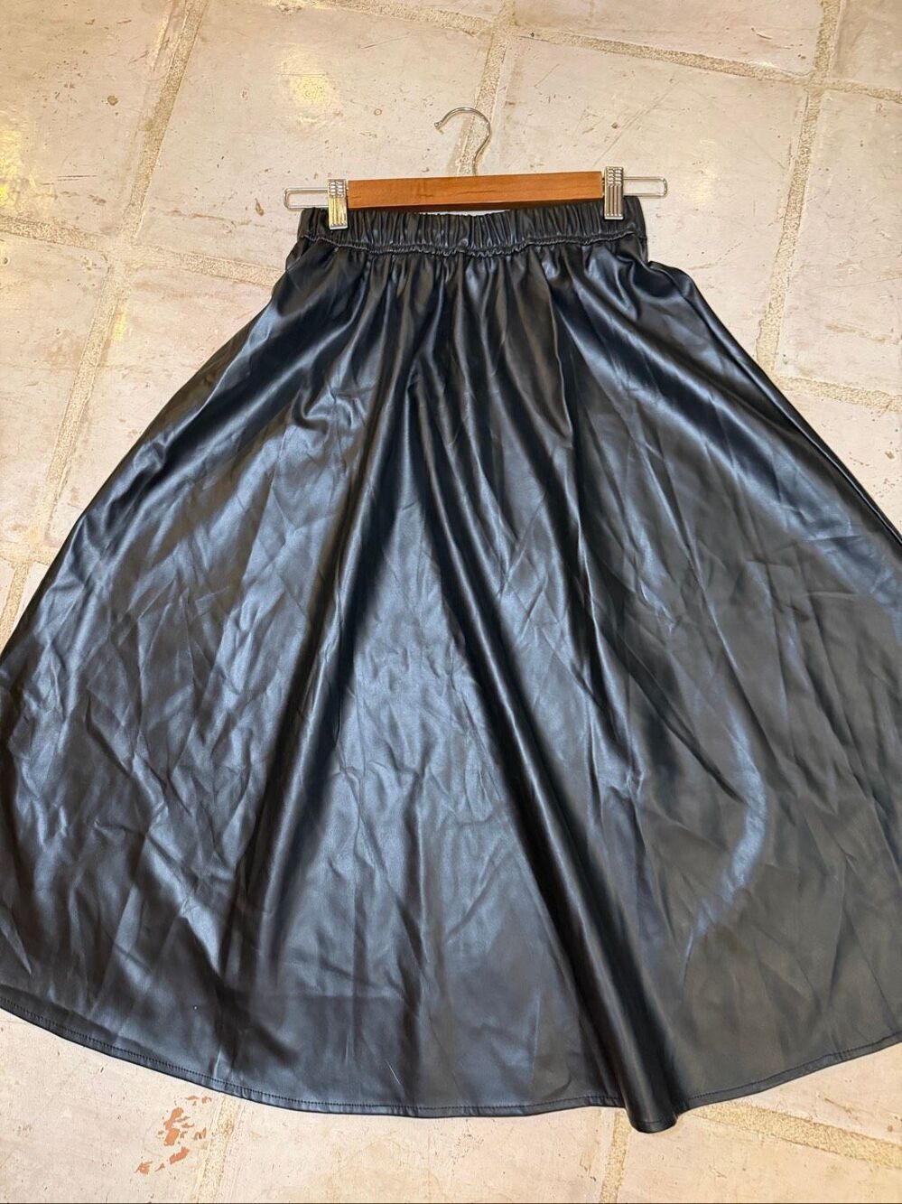 NWT Cupshe faux leather midi skirt - Picture 3 of 6